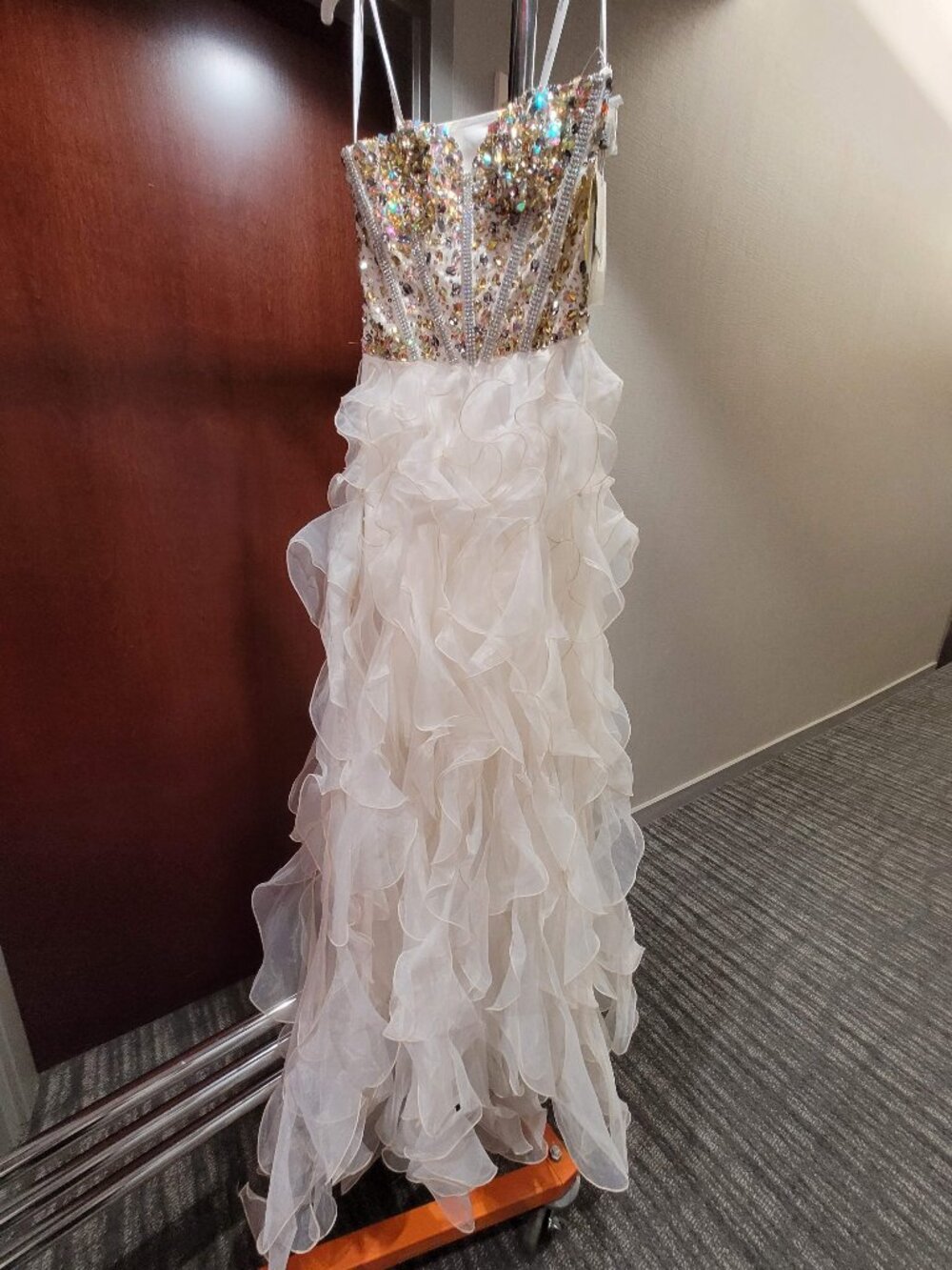 Riva Designs R9732 Siz 4 Ivory White Prom Dress